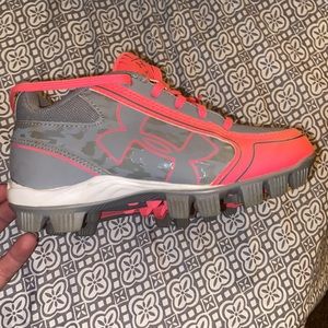 Under Armour Youth size 13 Cleats